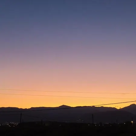 Serene Semesterbostad